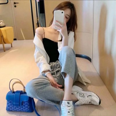 闪婚后，我成了首富的掌上明珠